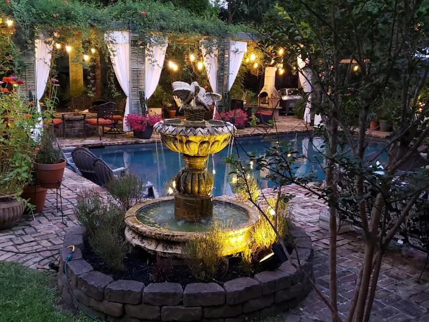 Cedar Oaks Inn Llc Dickinson Exterior foto